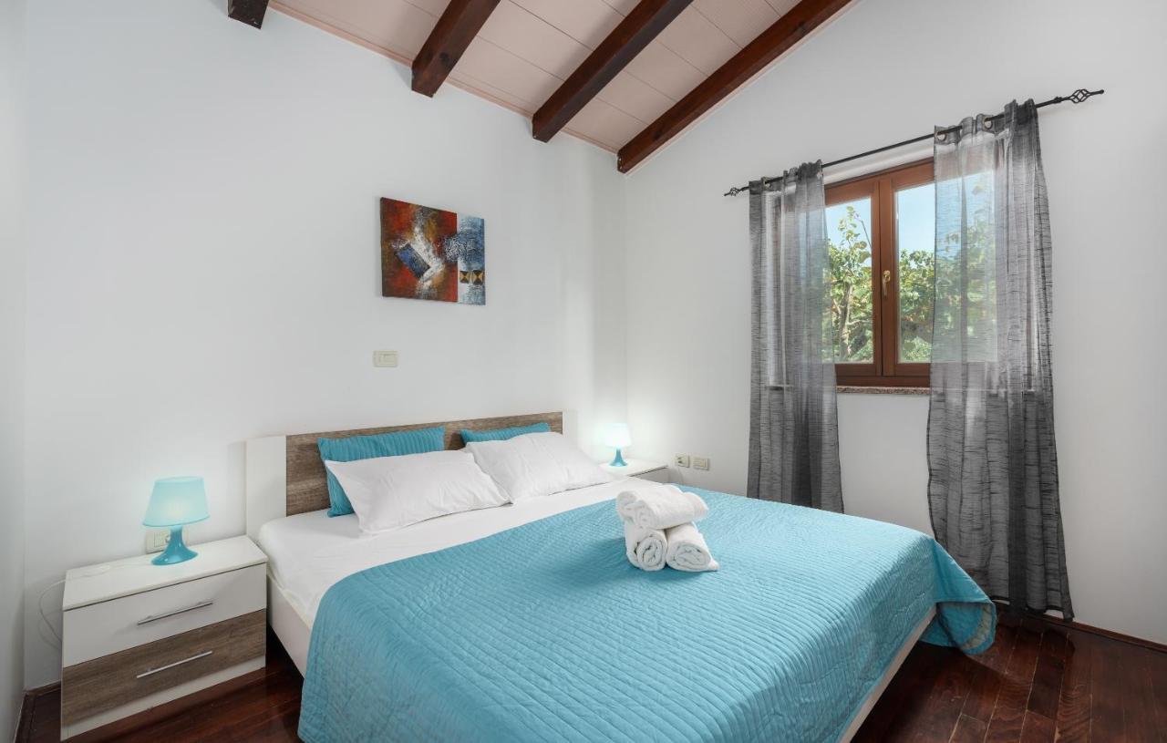 Villa Lucas Новиград Экстерьер фото