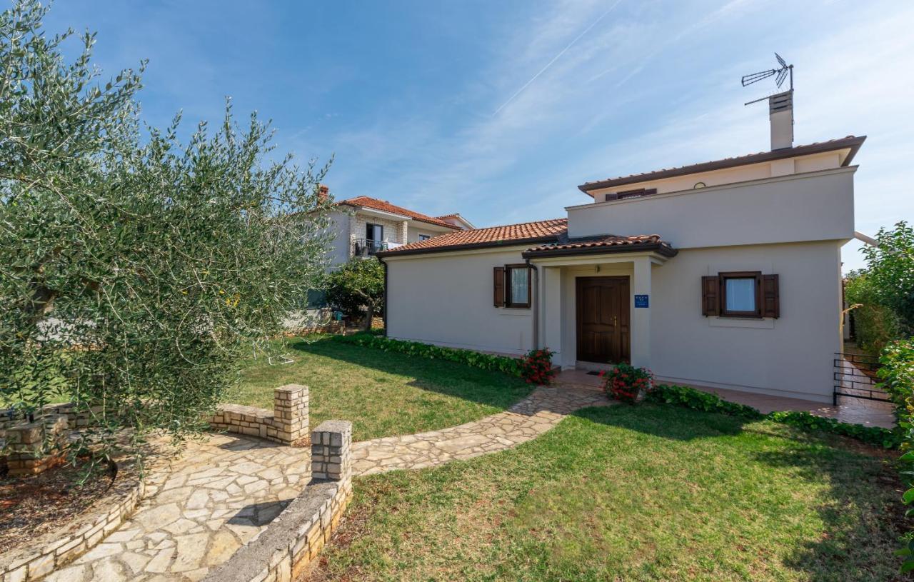 Villa Lucas Новиград Экстерьер фото